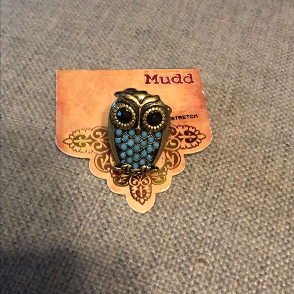 **Free with any purchase! Owl Ring